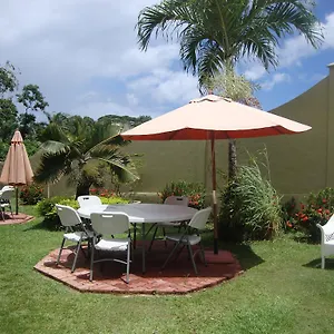 bel-air-hotel.maheislandhotels.com/